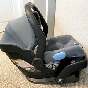 uppababy mesa henry sale